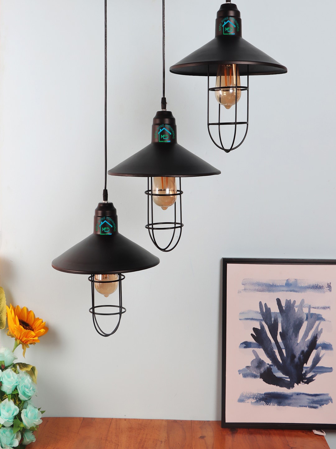 

MFD HOME FURNISHING Black Solid Traditional Cluster Lights