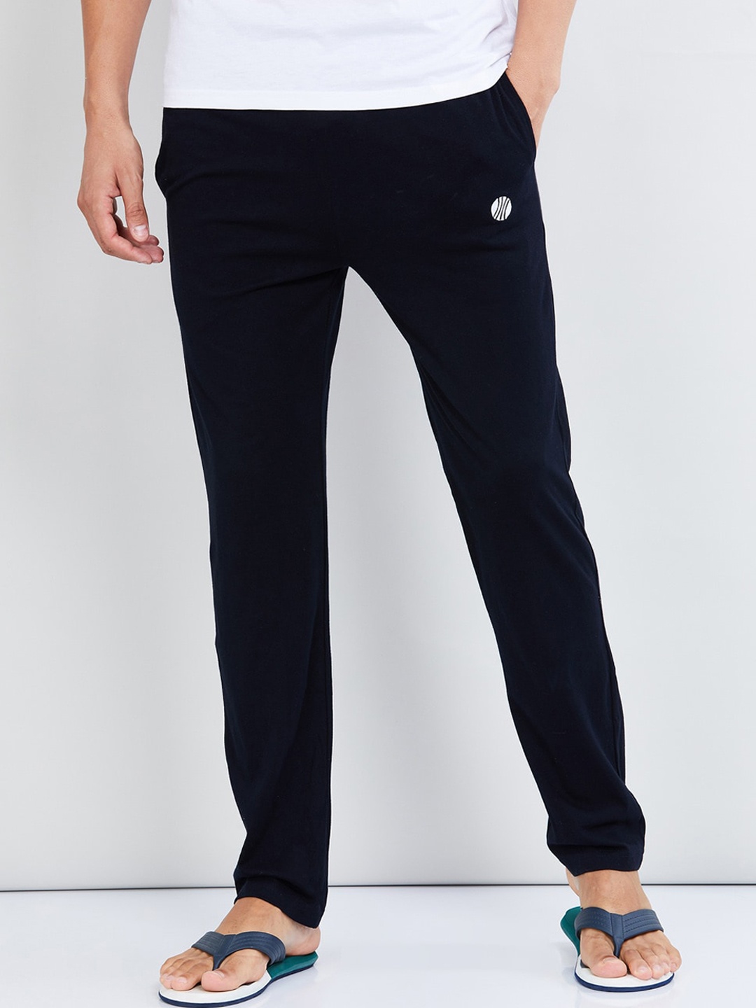

max Men Navy Blue Solid Lounge Pants