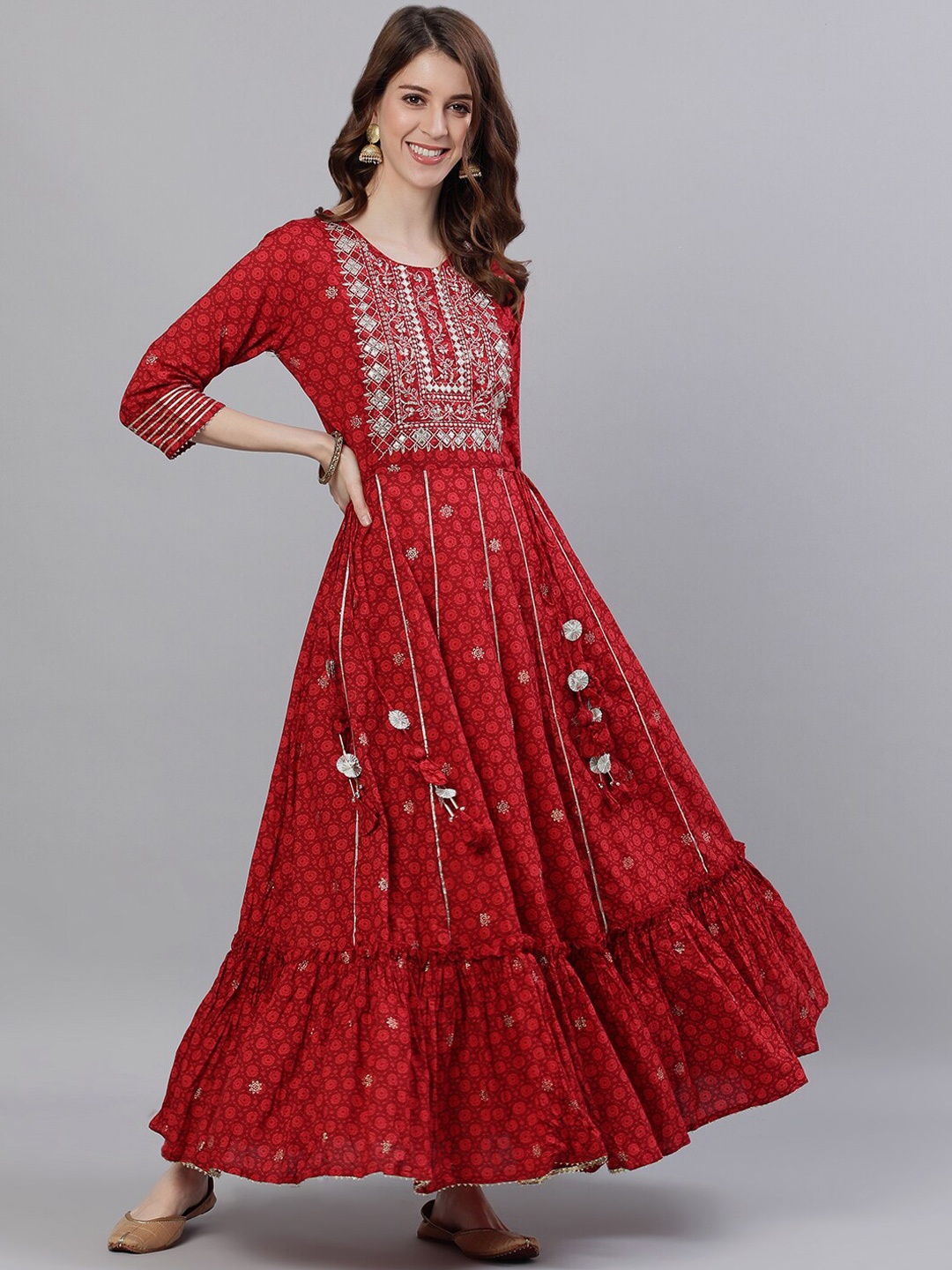 

Ishin Women Red Embroidered Anarkali Kurta