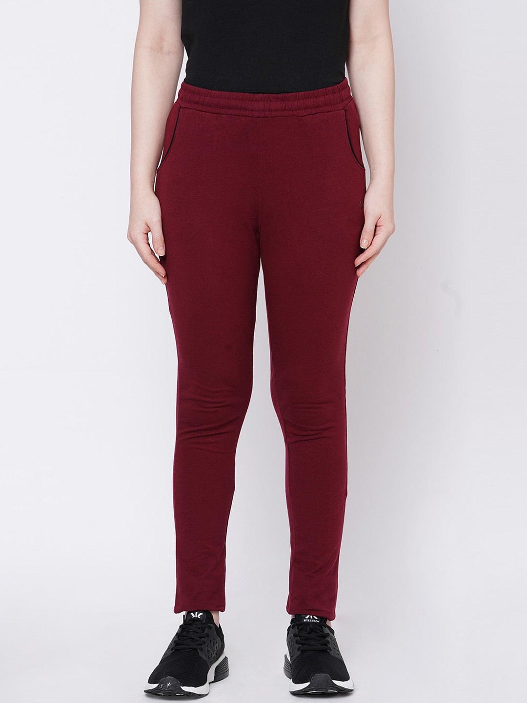 

Sweet Dreams Women Maroon Solid Slim-Fit Track Pants