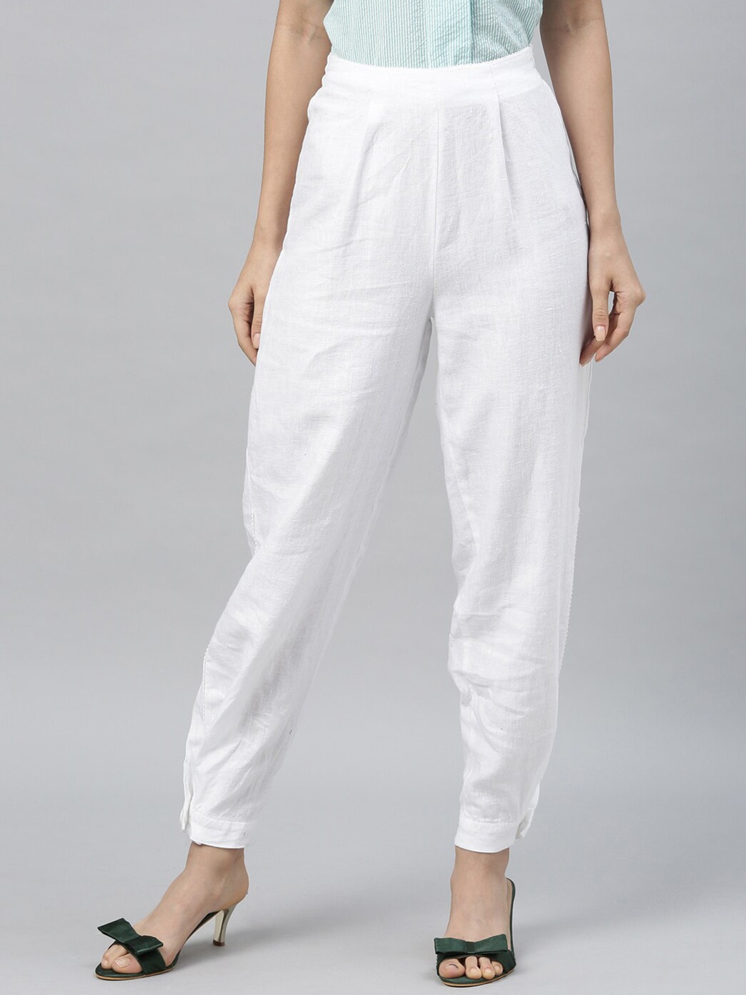 

RAREISM Women White Loose Fit Solid Regular Trousers