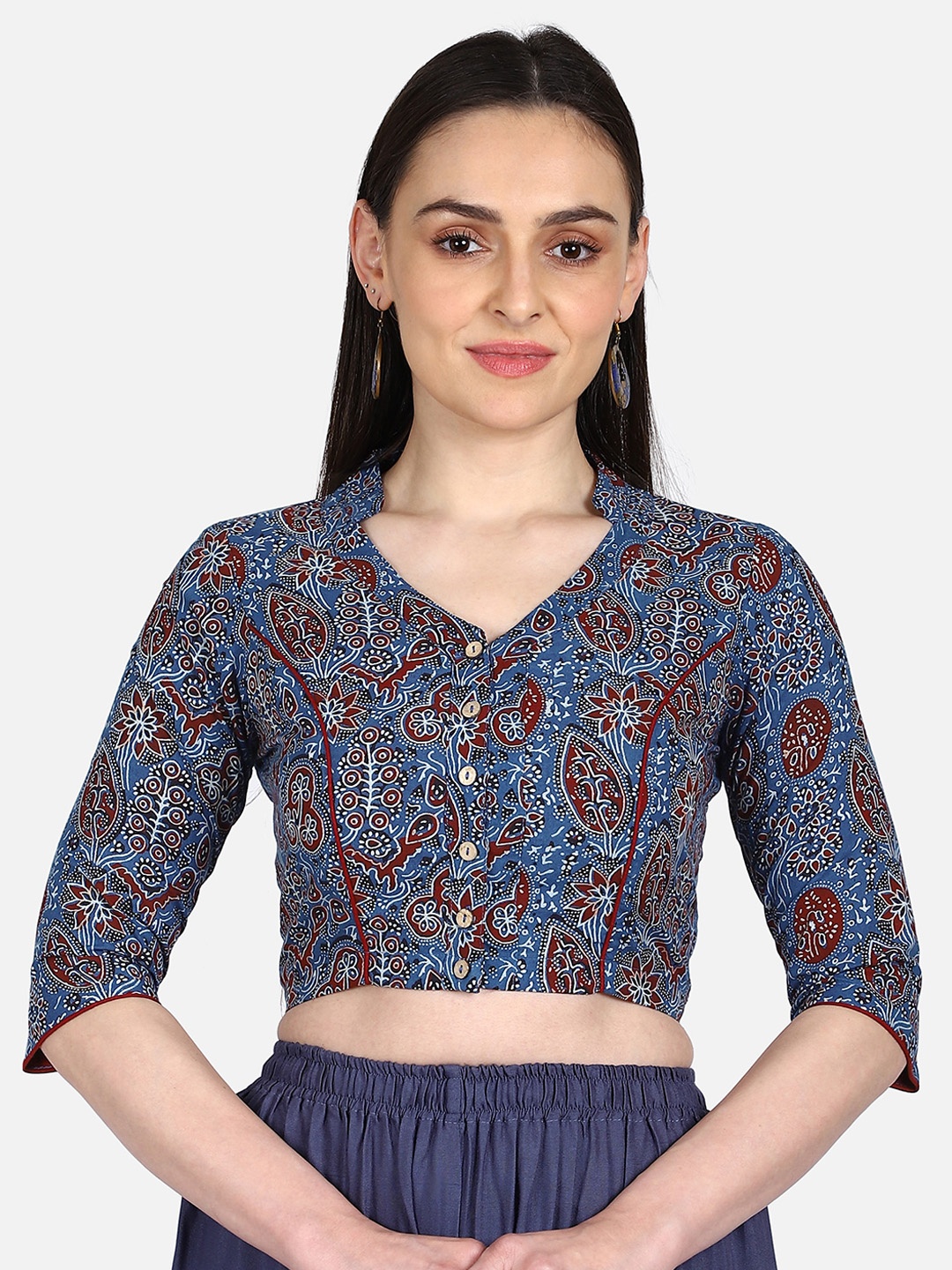 

THE WEAVE TRAVELLER Women Blue & Maroon Printed Ajrakh Sustainable Saree Blouse