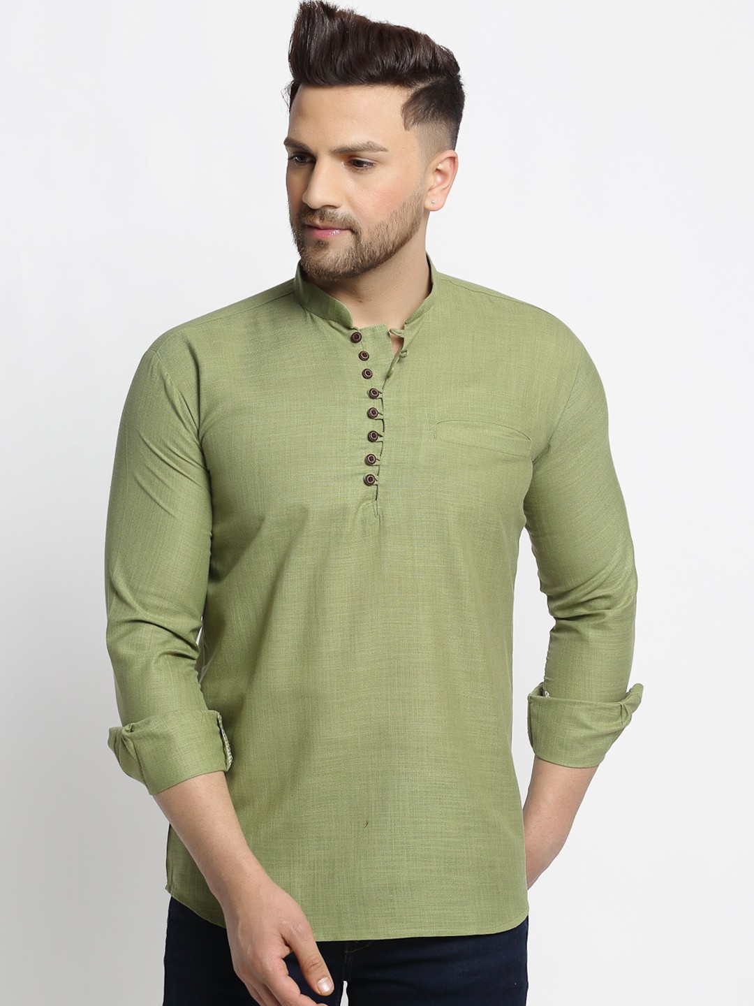 

Jompers Men Green Solid Straight Kurta