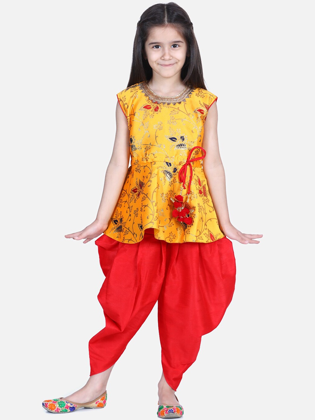 

BownBee Girls Yellow Printed Kurti with Dhoti Pants
