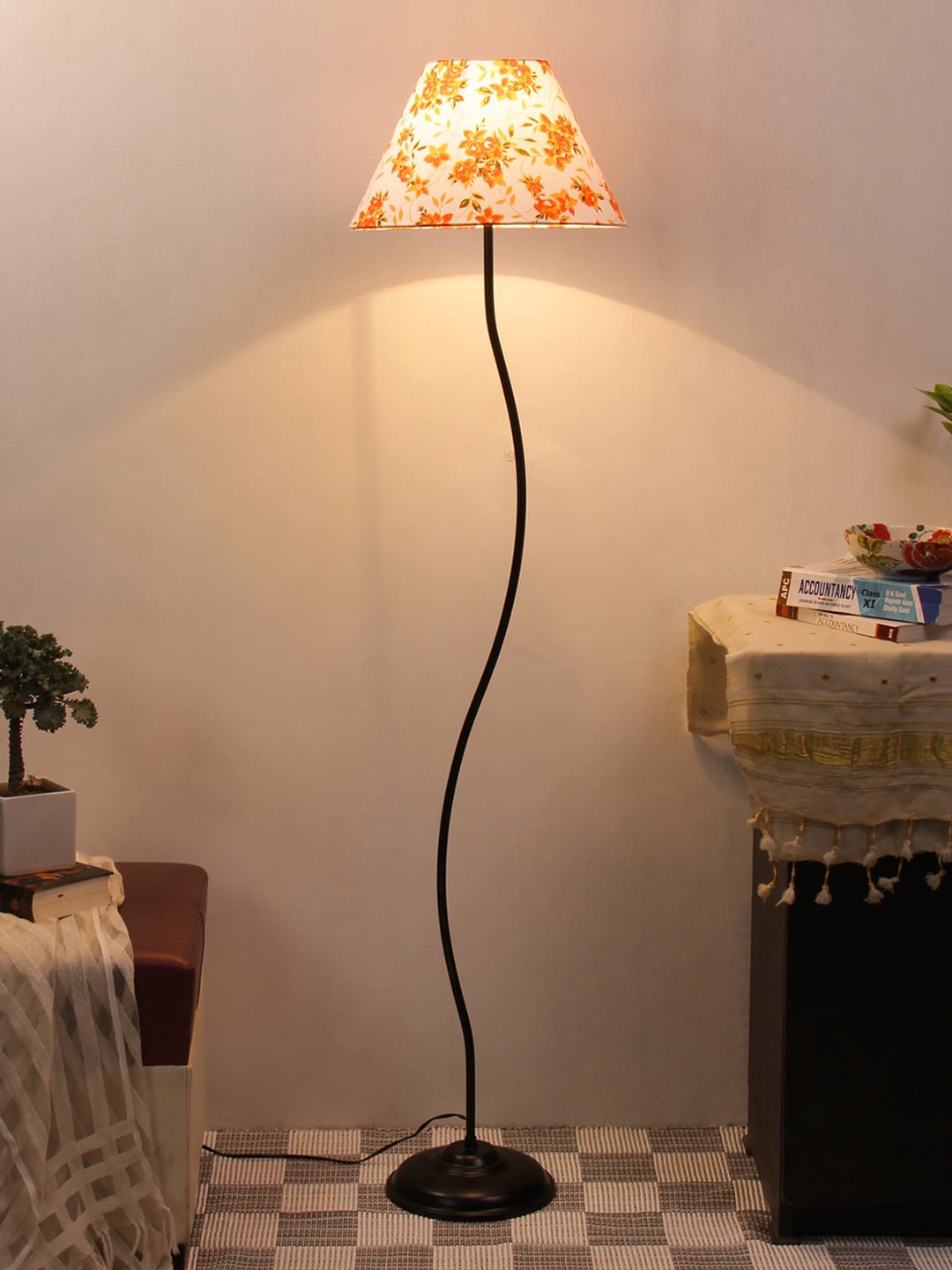 

Devansh White & Orange Printed Contemporary Club Lamp