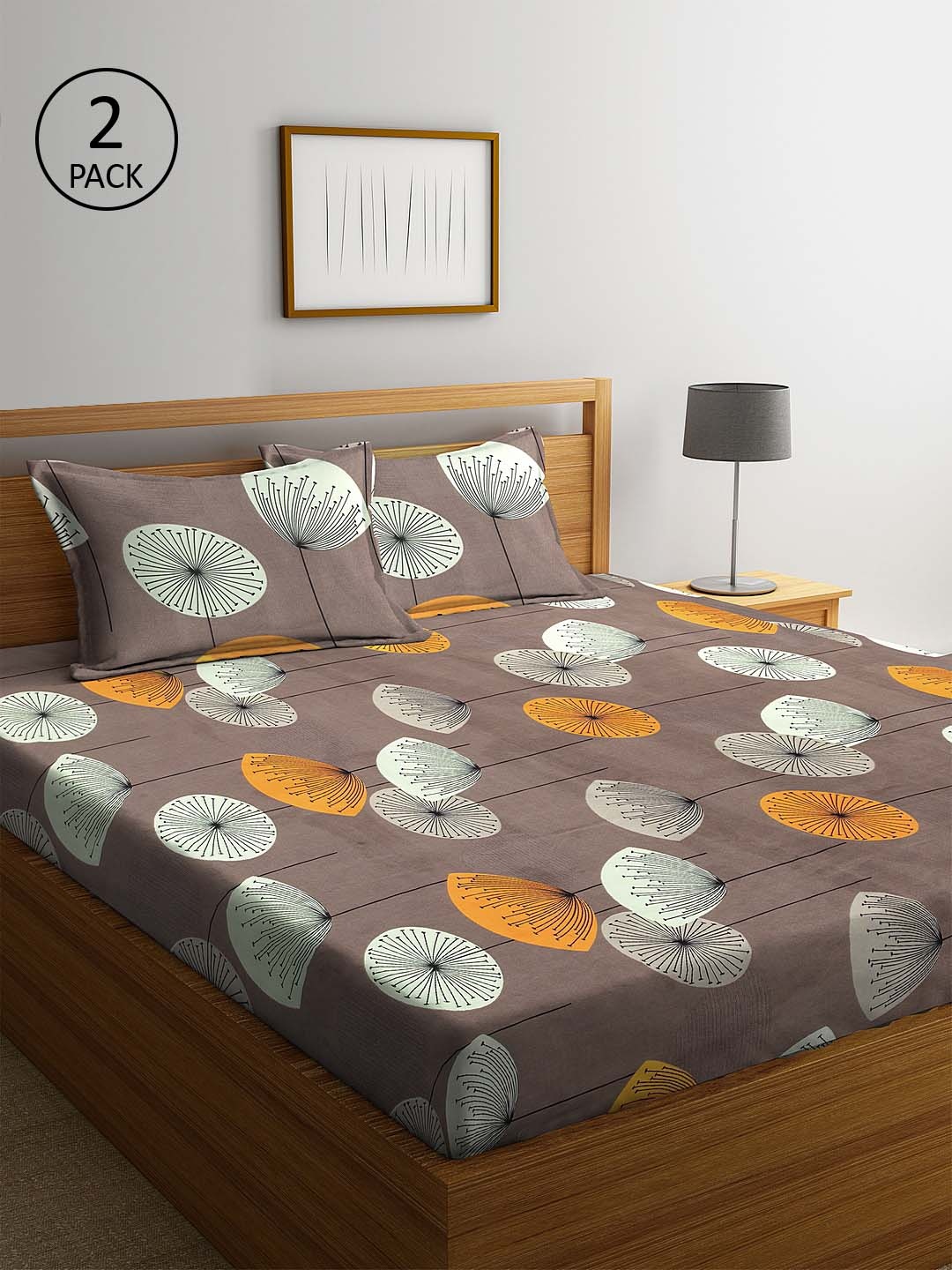 

KLOTTHE Brown & White Floral 300 TC 2 Double Bedsheet with 4 Pillow Covers