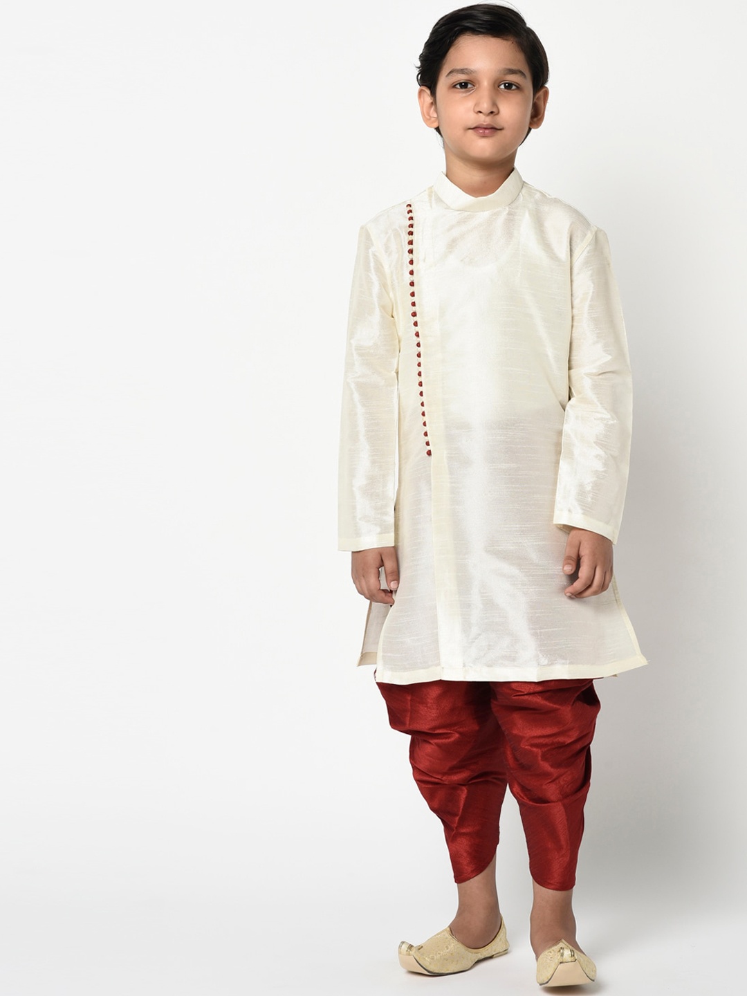 

DEYANN Boys Off-White & Maroon Solid Kurta with Patiala