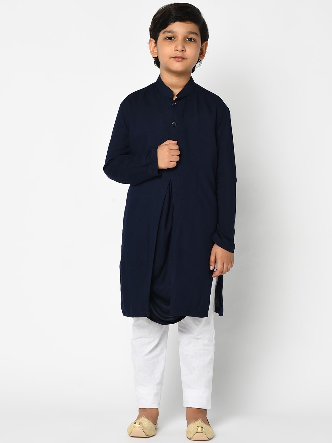 

DEYANN Boys Navy Blue Solid Kurta with Pyjamas