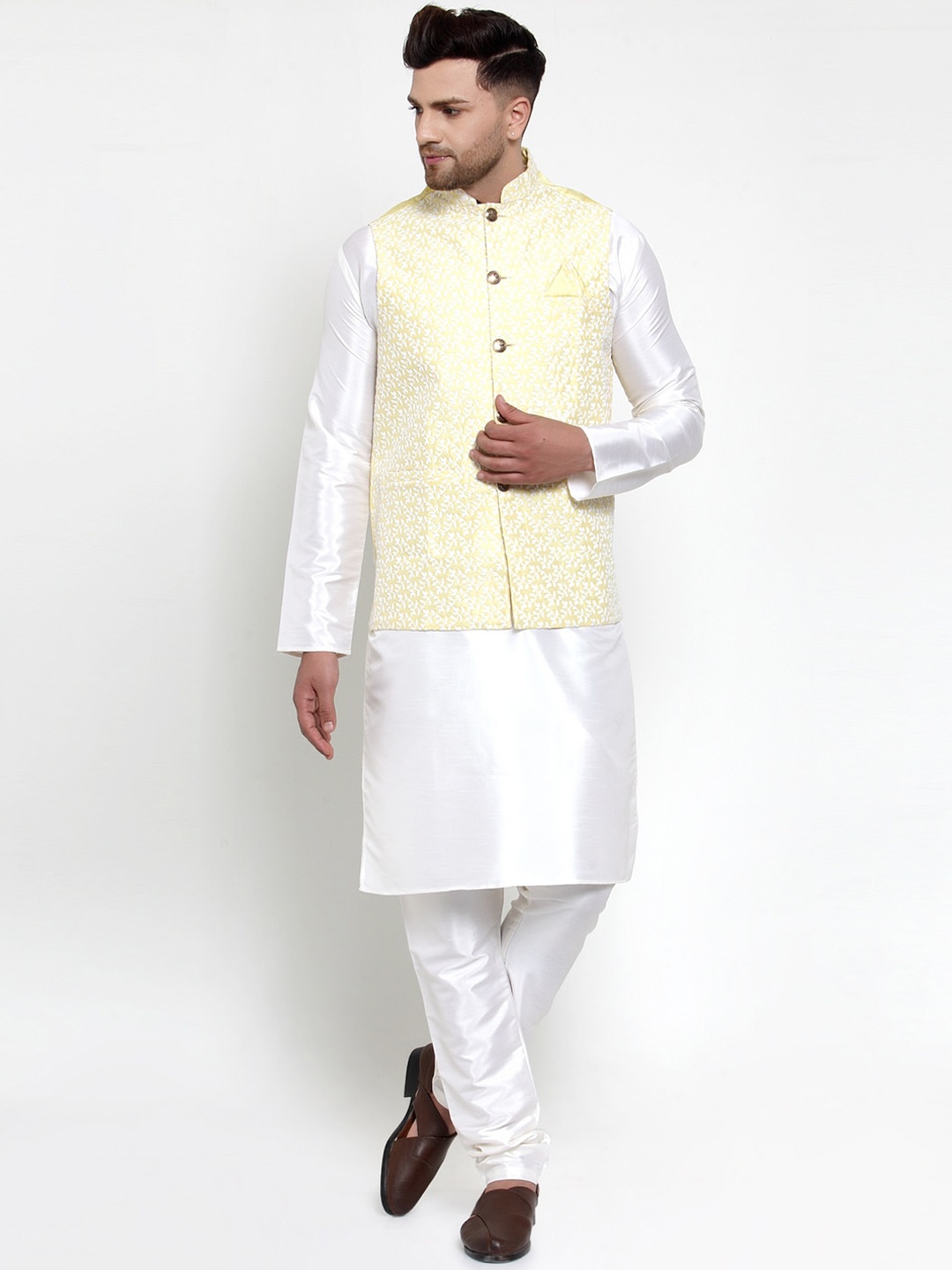 

Jompers Men White Floral Regular Kurta with Churidar