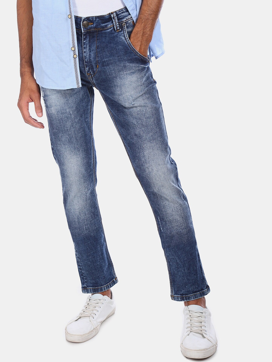 

Cherokee Men Blue Regular Fit Jeans
