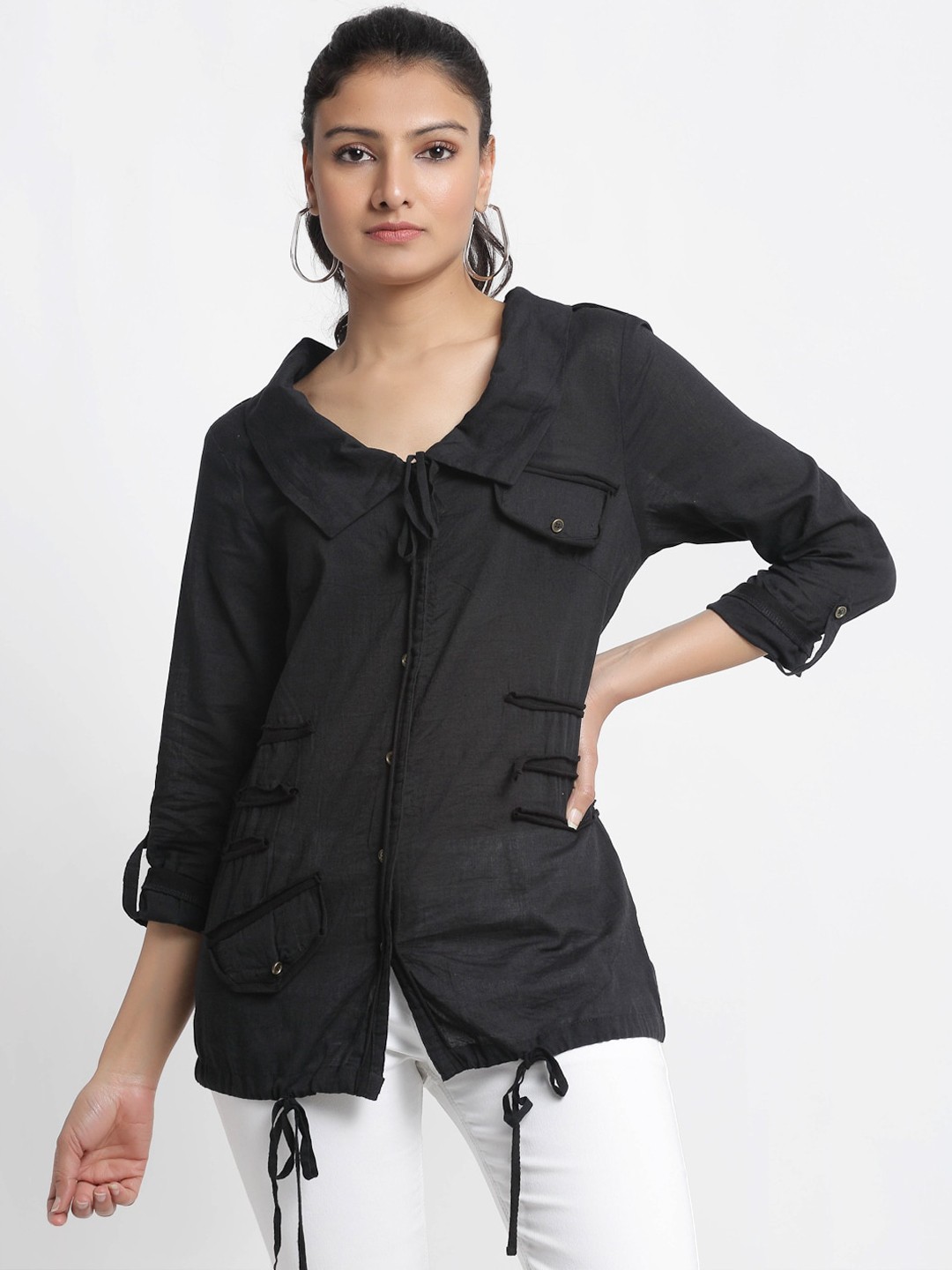 

DOOR74 Women Black Regular Fit Solid Casual Shirt