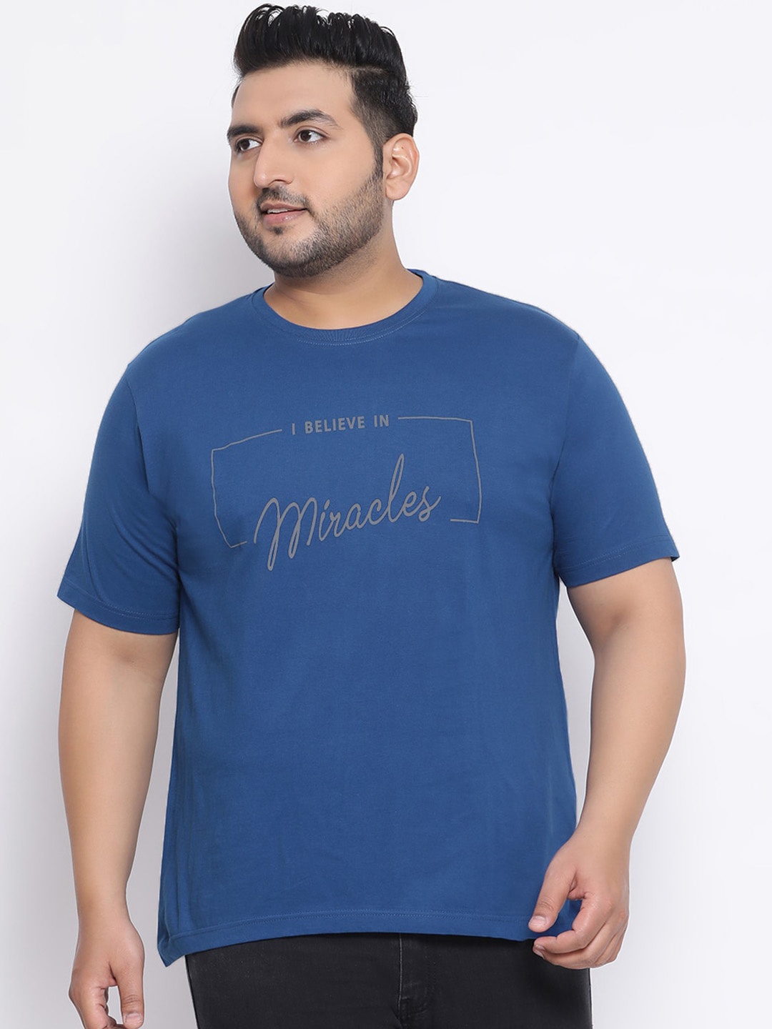 

YOLOCLAN Plus Size Men Blue Solid Round Neck Cotton T-shirt