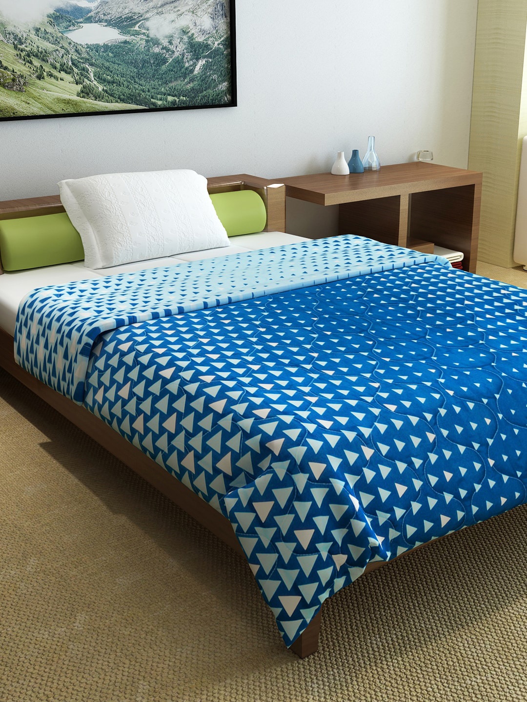 Divine Casa Blue & White Geometric Mild Winter 120 GSM Single Bed Comforter