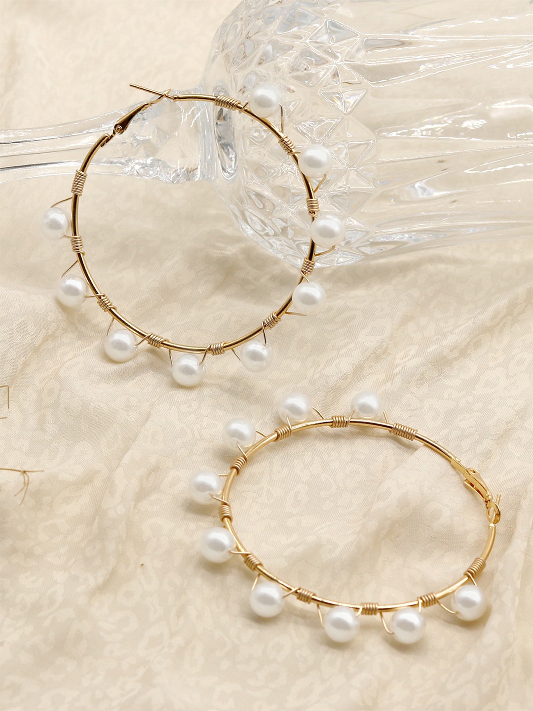 

JOKER & WITCH Gold-Plated Contemporary Pearls Hoop Earrings