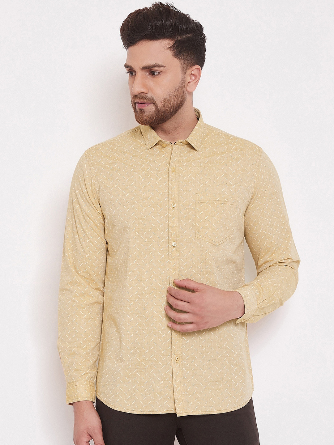 

Canary London Men Beige Slim Fit Printed Casual Shirt