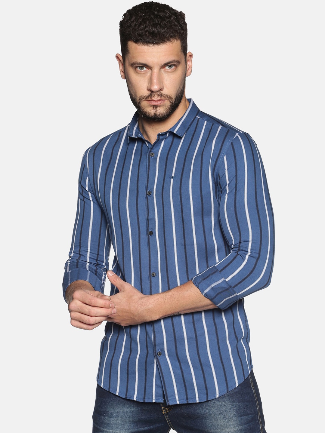 SHOWOFF Men Blue Slim Fit Striped Casual Shirt