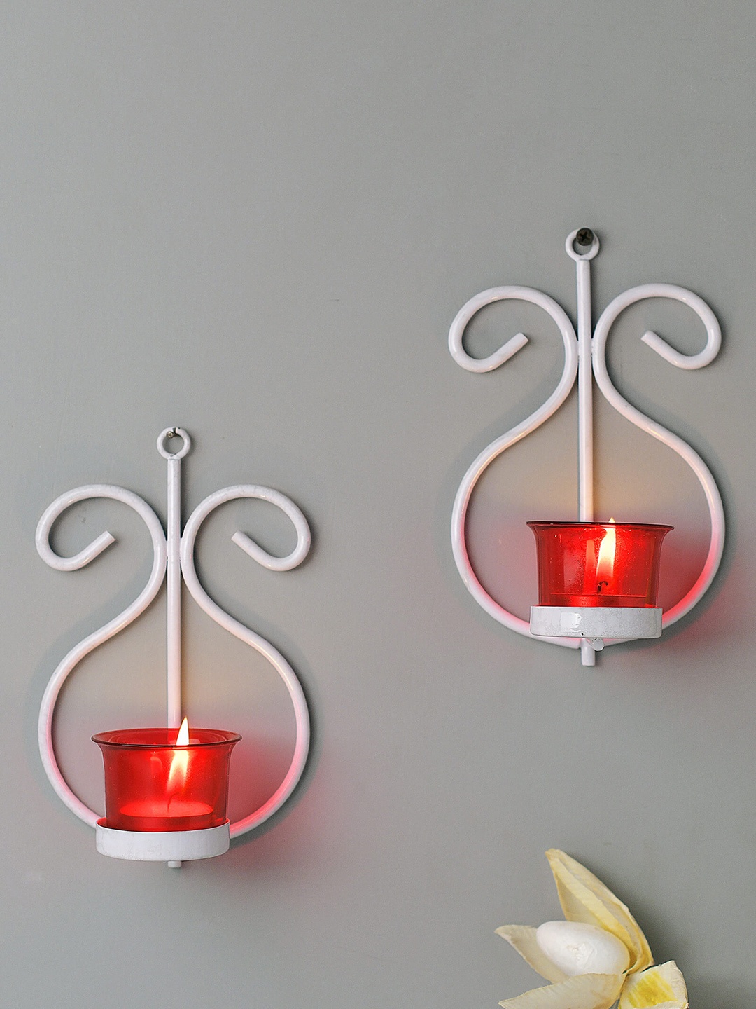 

Homesake Set Of 2 White & Red Candle Holders