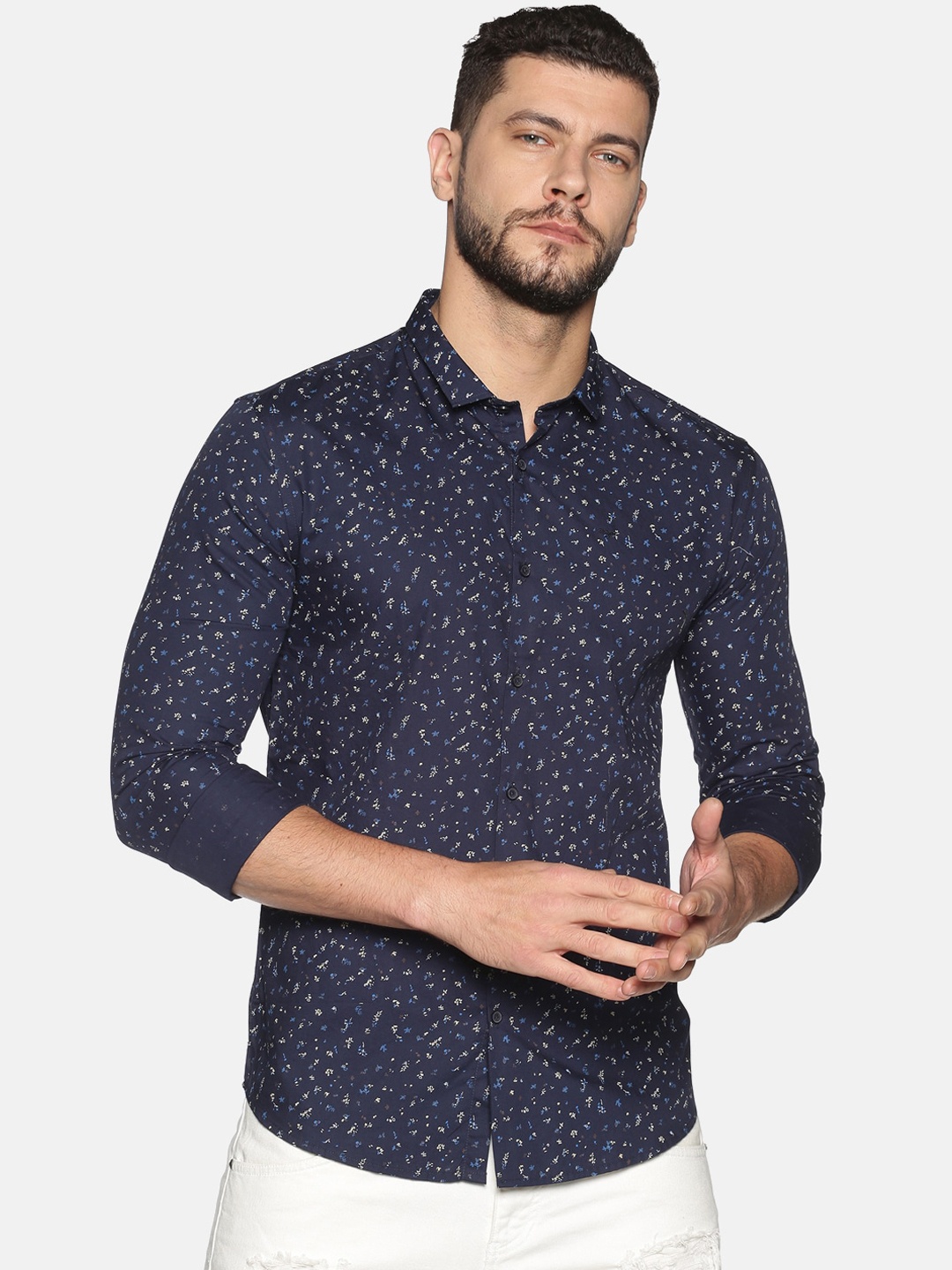 

SHOWOFF Men Navy Blue & White Slim Fit Printed Casual Shirt