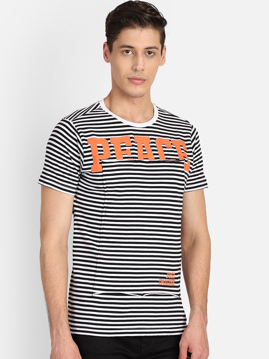 

PUNK Men Black Striped V-Neck T-shirt