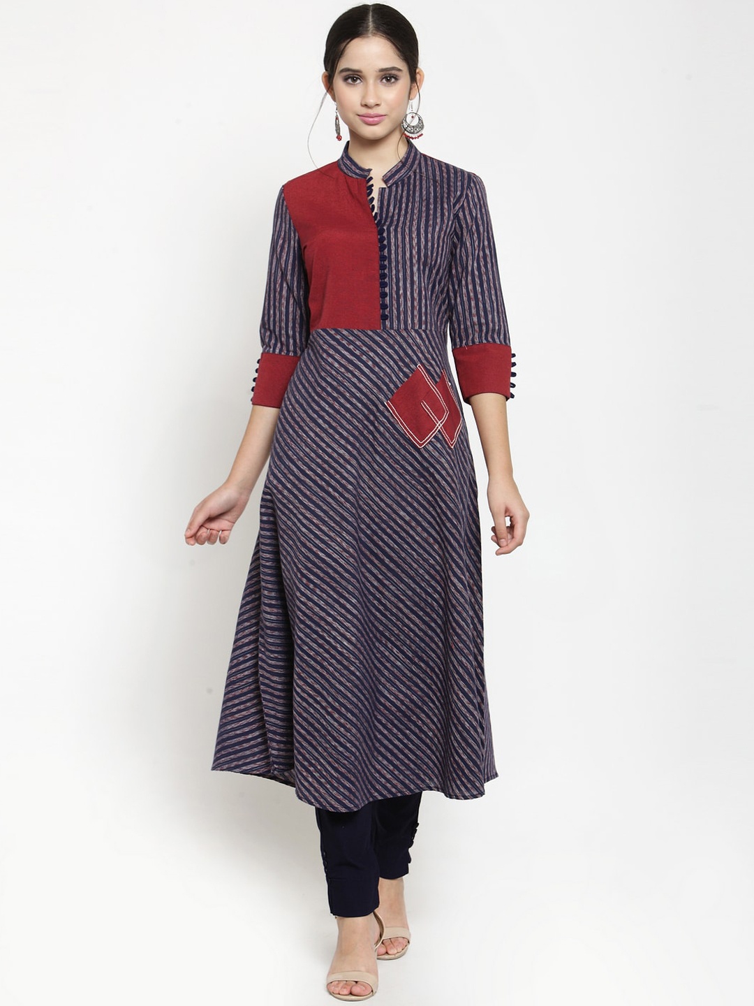 

Get Glamr Women Blue Striped Anarkali Kurta