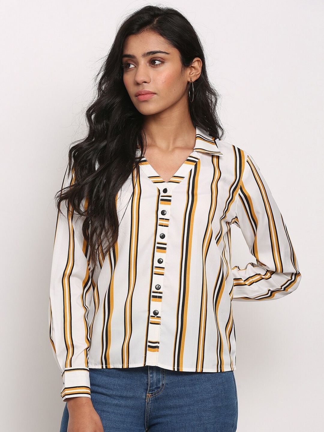 

Slenor Women White & Yellow Regular Fit Striped Casual Shirt