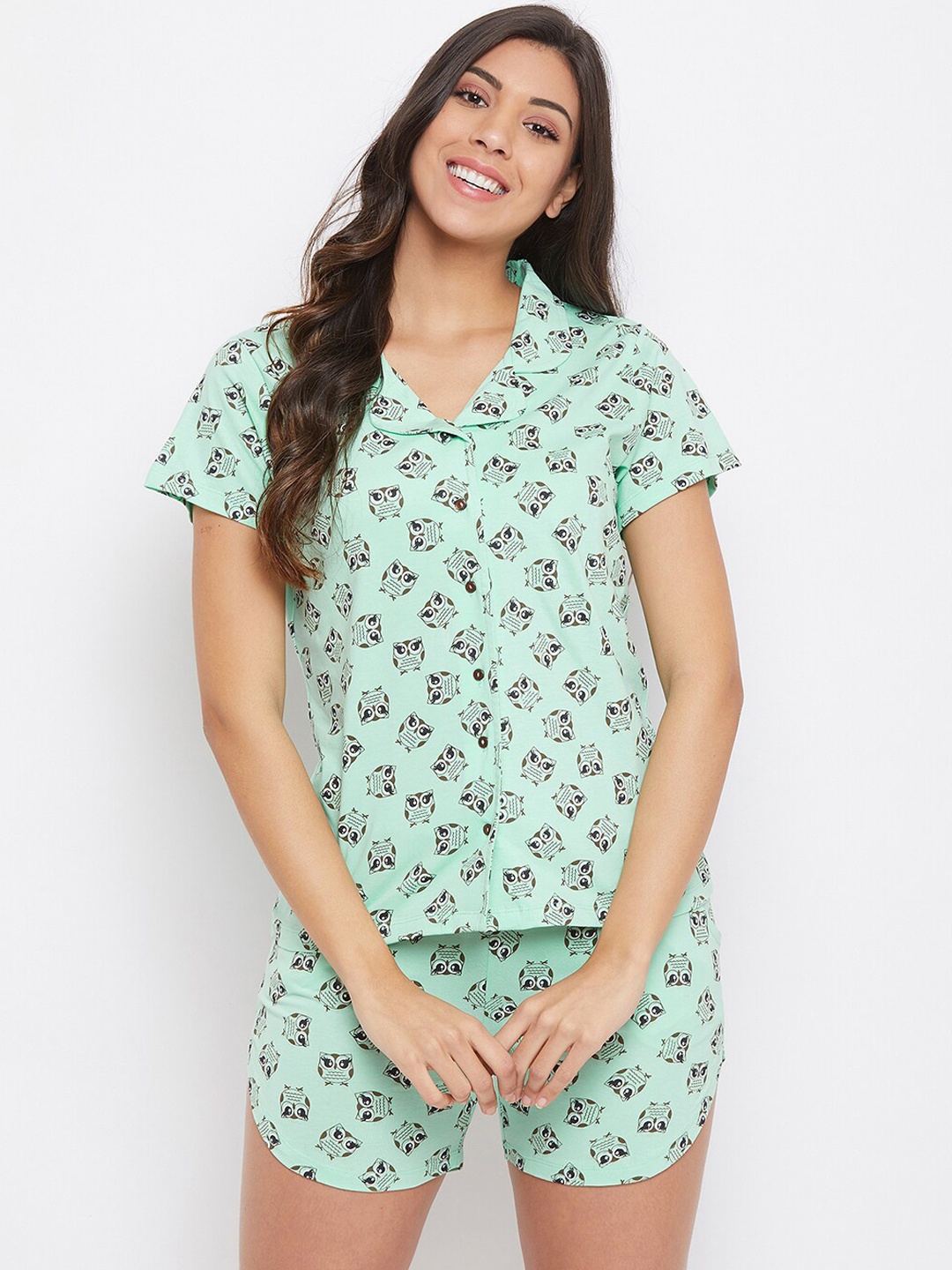 

Clovia Women Green & Black Printed Night Suit