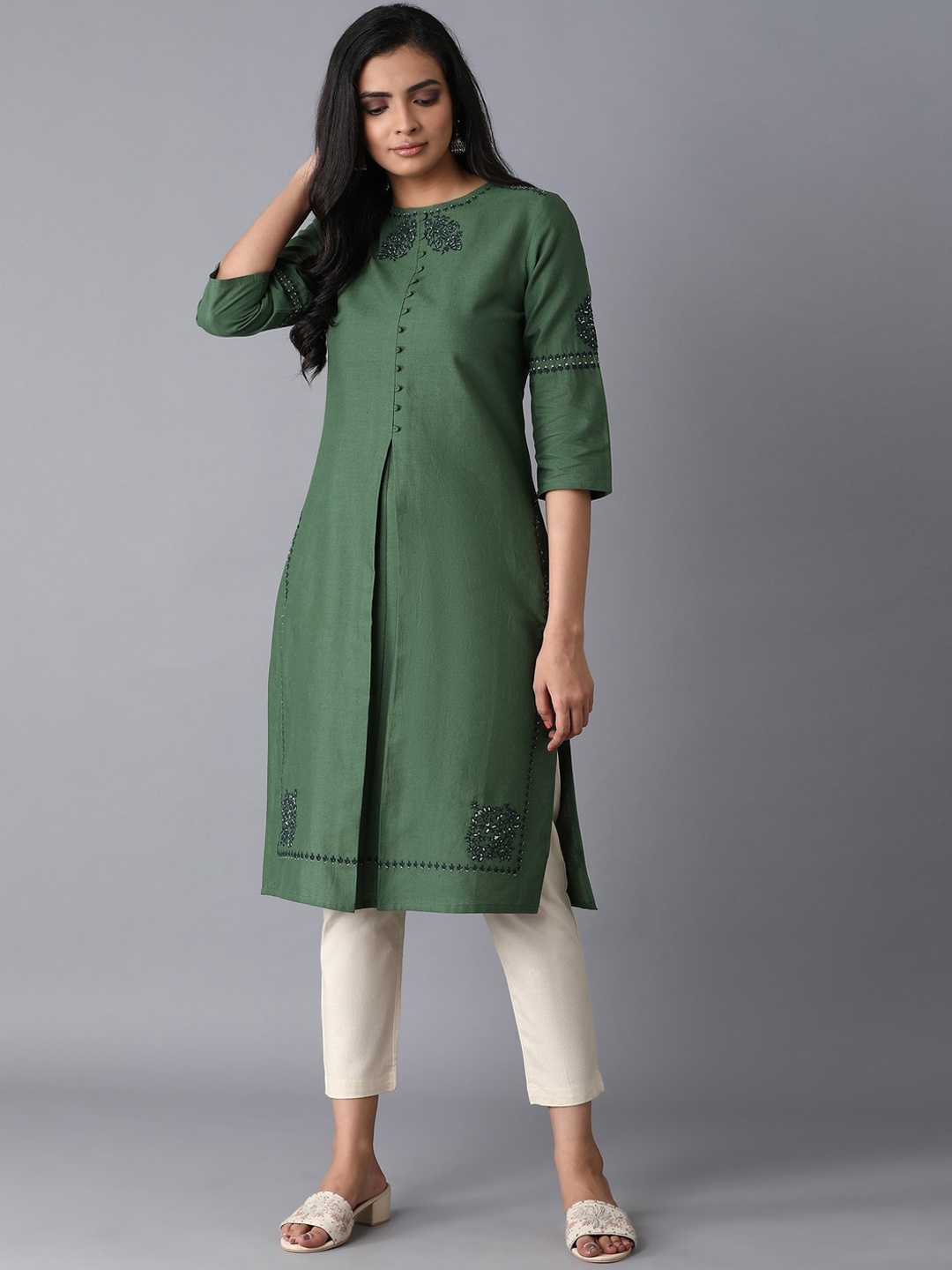 W Women Green Thread Work Kurta