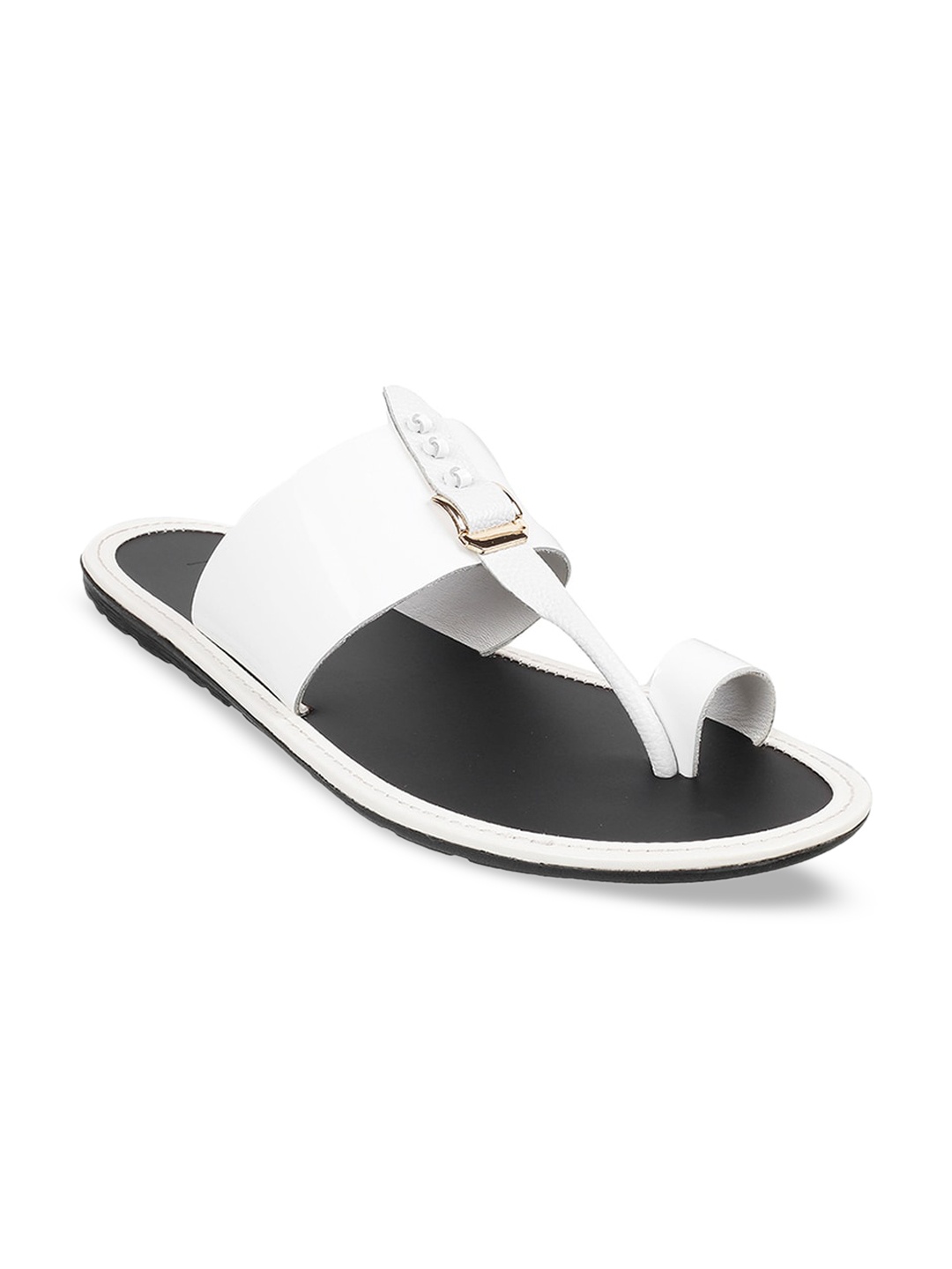 

Metro Men White & Black Comfort Sandals