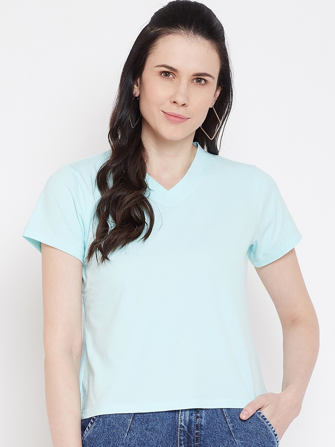 

Imfashini Women Turquoise Blue Solid V-Neck T-shirt