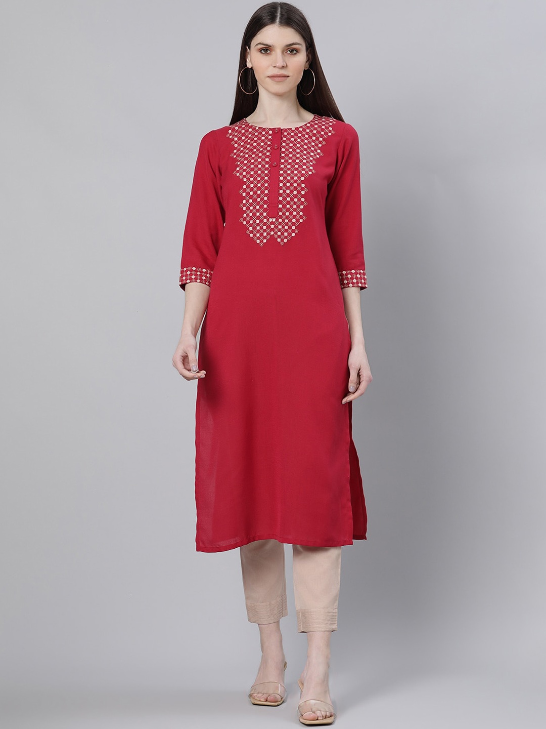 

Gerua By Libas Women Maroon Geometric Embroidered Thread Work Kurta