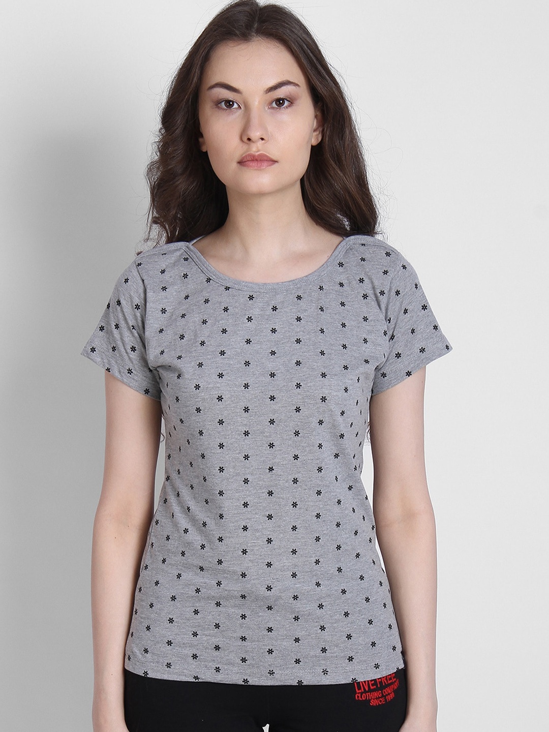 

NEVA Women Grey & Black Floral Printed Round Neck T-shirt