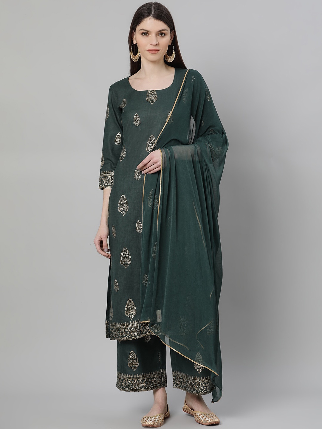 

GERUA Women Green & Gold-Toned Printed Kurta with Palazzos & Dupatta
