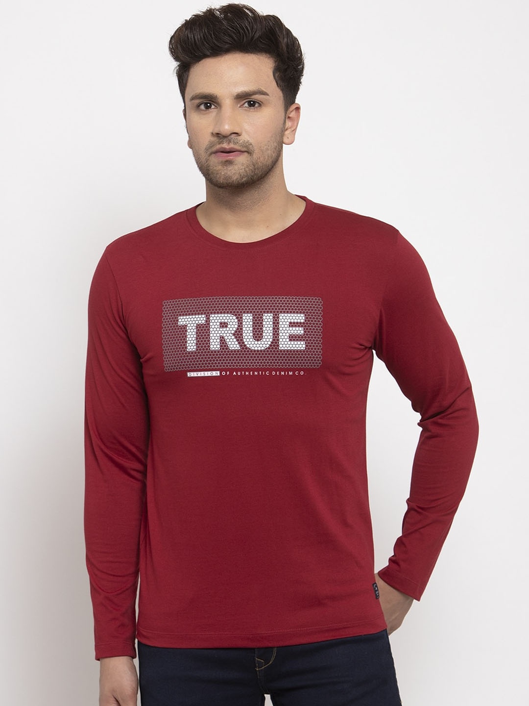 

Cantabil Men Maroon Printed Round Neck T-shirt
