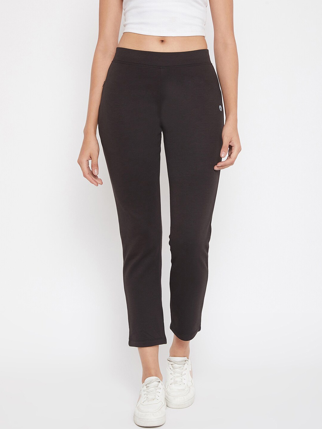 

Crimsoune Club Women Brown Solid Slim-Fit Track Pants