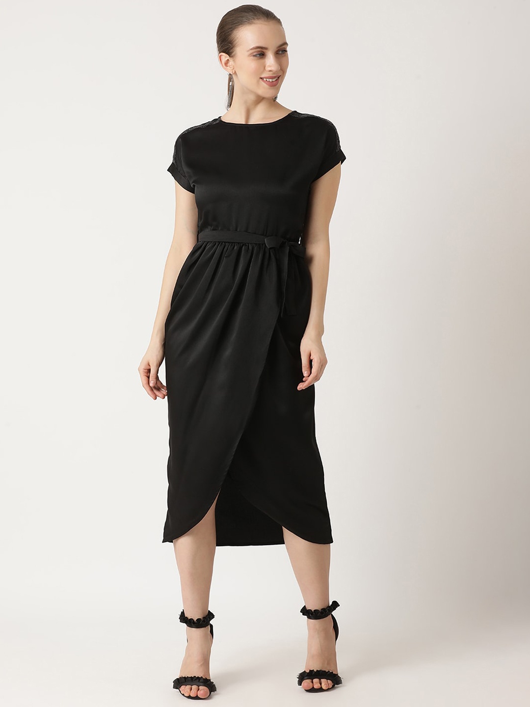 

ZOELLA Women Black Solid Sheath Dress
