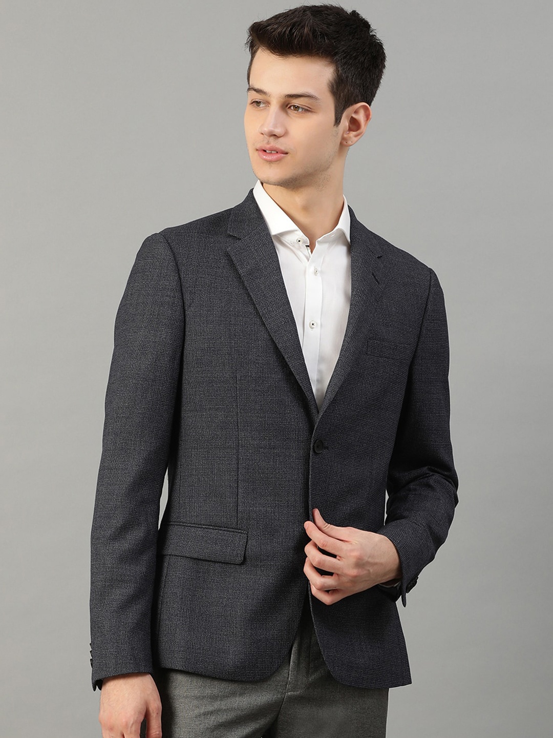 

Bruun & Stengade Men Navy Blue Self-Design Woolen Single-Breasted Casual Blazer