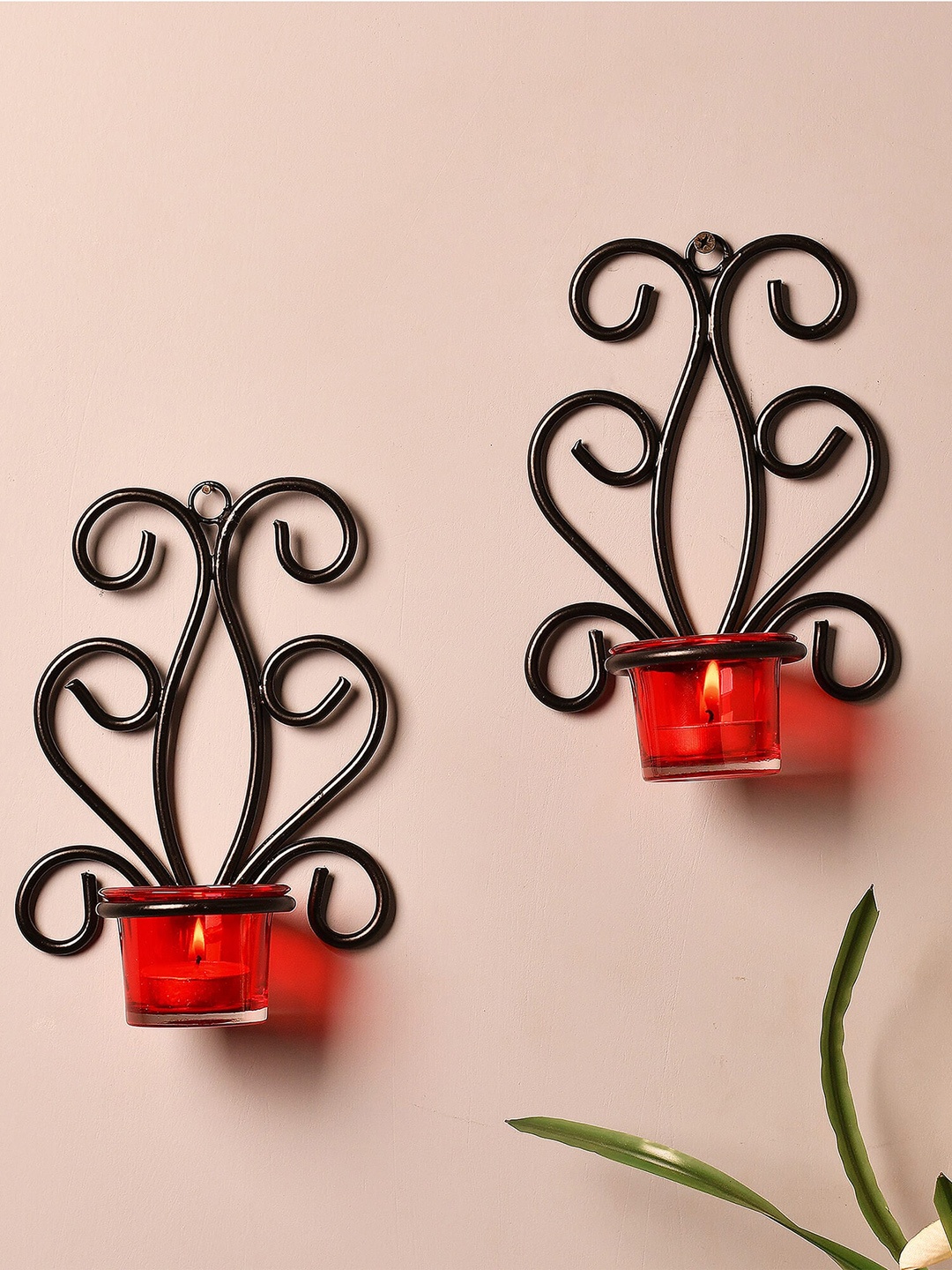 

Homesake Set Of 2 Black & Red Tealight Candle Holders