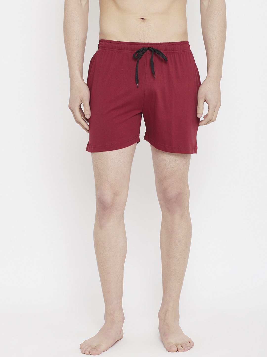 

Rodzen Men Maroon Solid Lounge Shorts