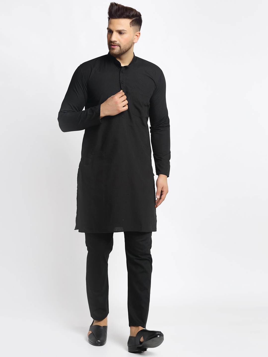 

Jompers Men Black Solid Kurta with Pyjamas