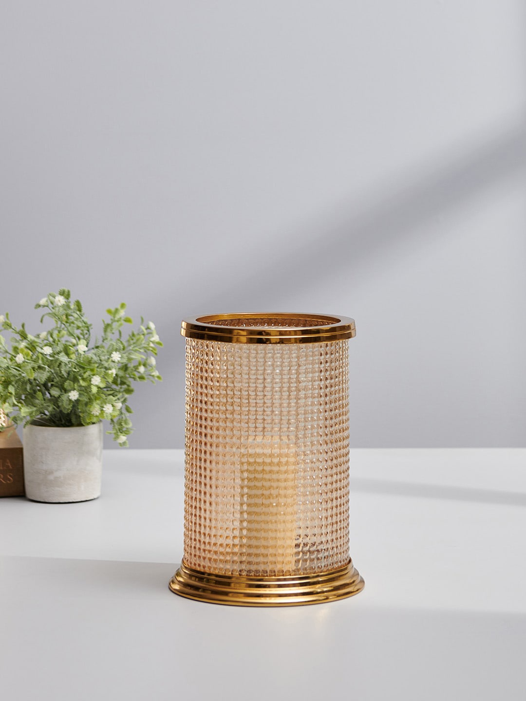 

Pure Home and Living Copper-Toned Textured Glass Cylindrical Hurricane Candle Holder