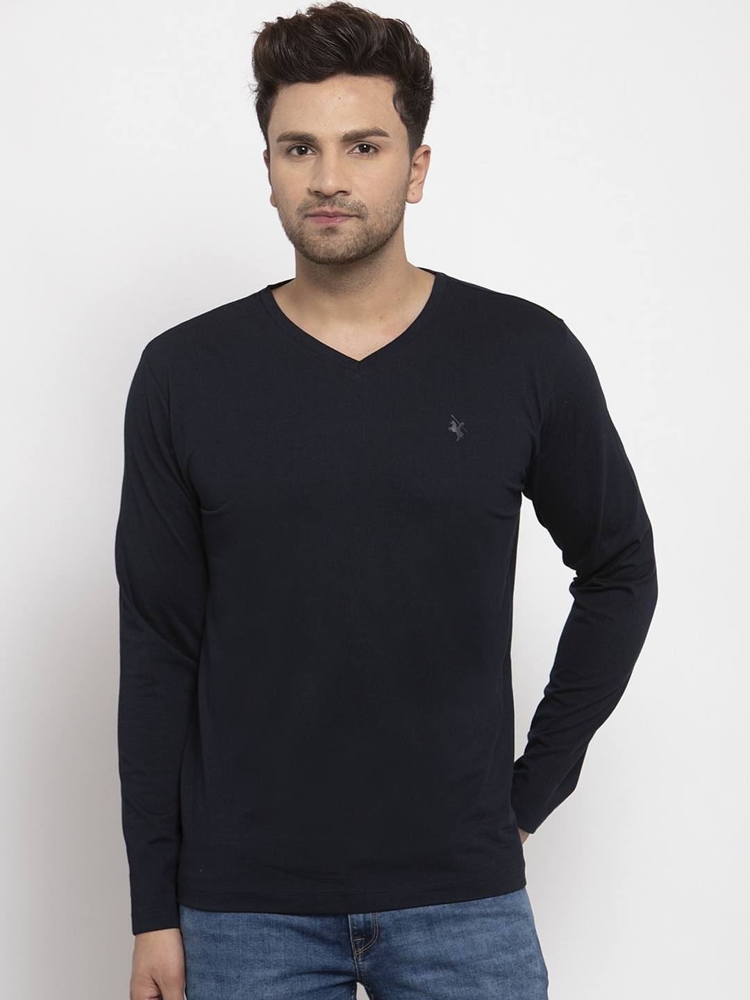 

Cantabil Men Blue Solid V-Neck T-shirt