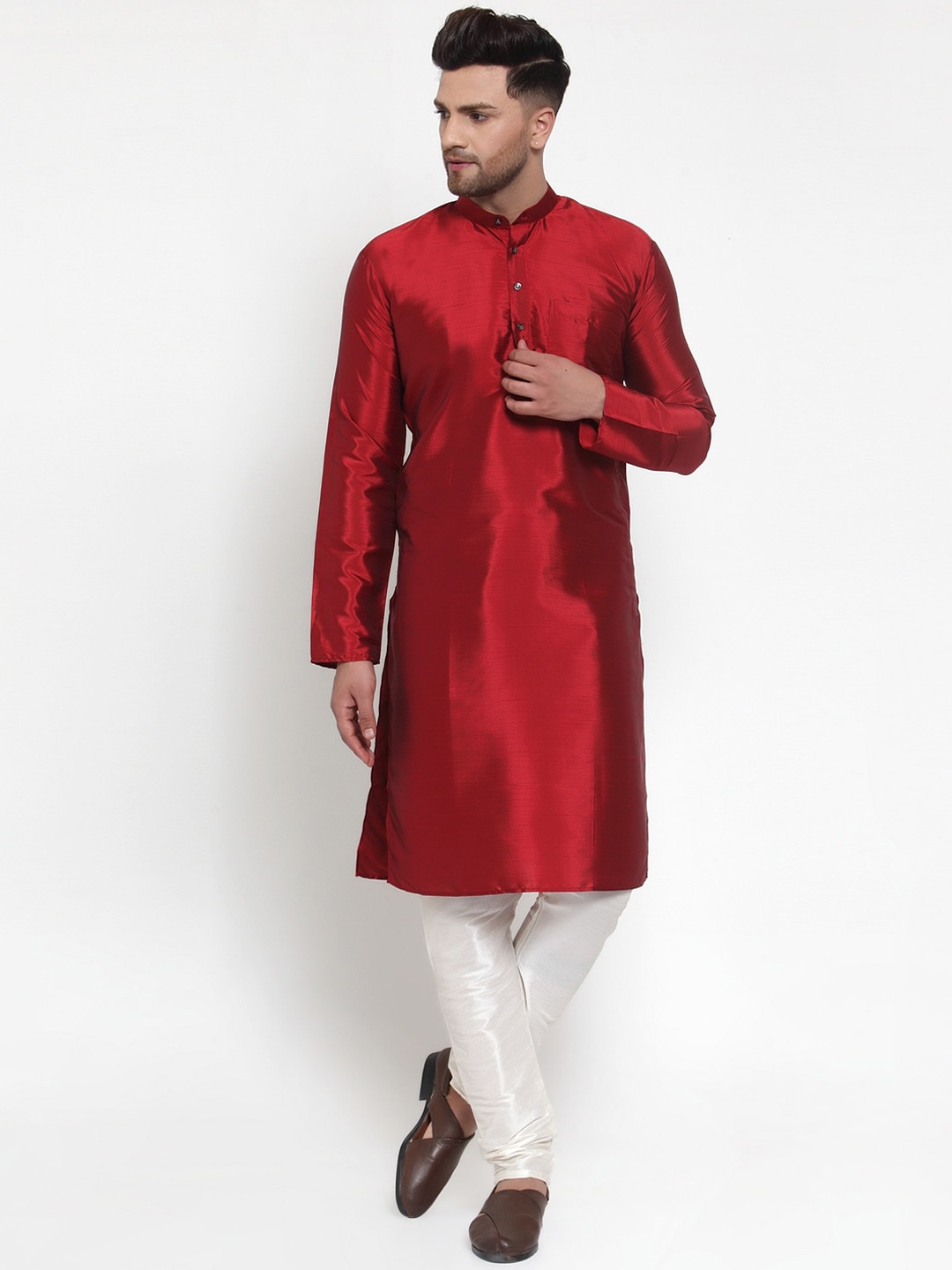 

Jompers Men Maroon & White Solid Kurta with Churidar