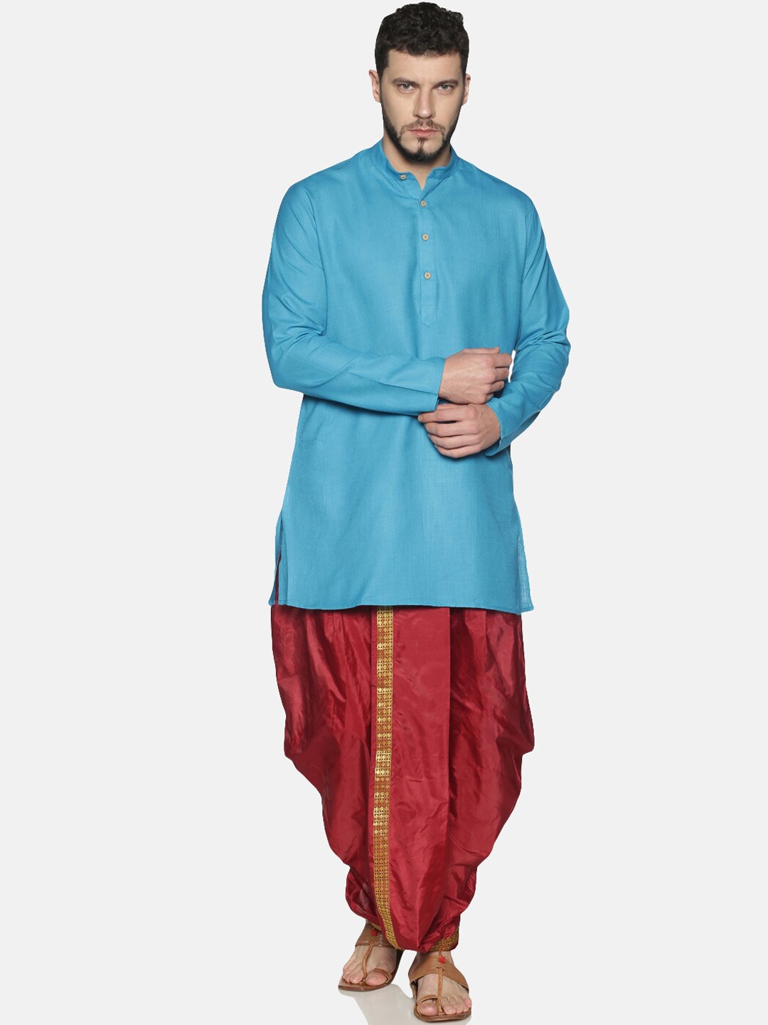 

TATTVA Men Blue & Maroon Solid Kurta with Dhoti Pants
