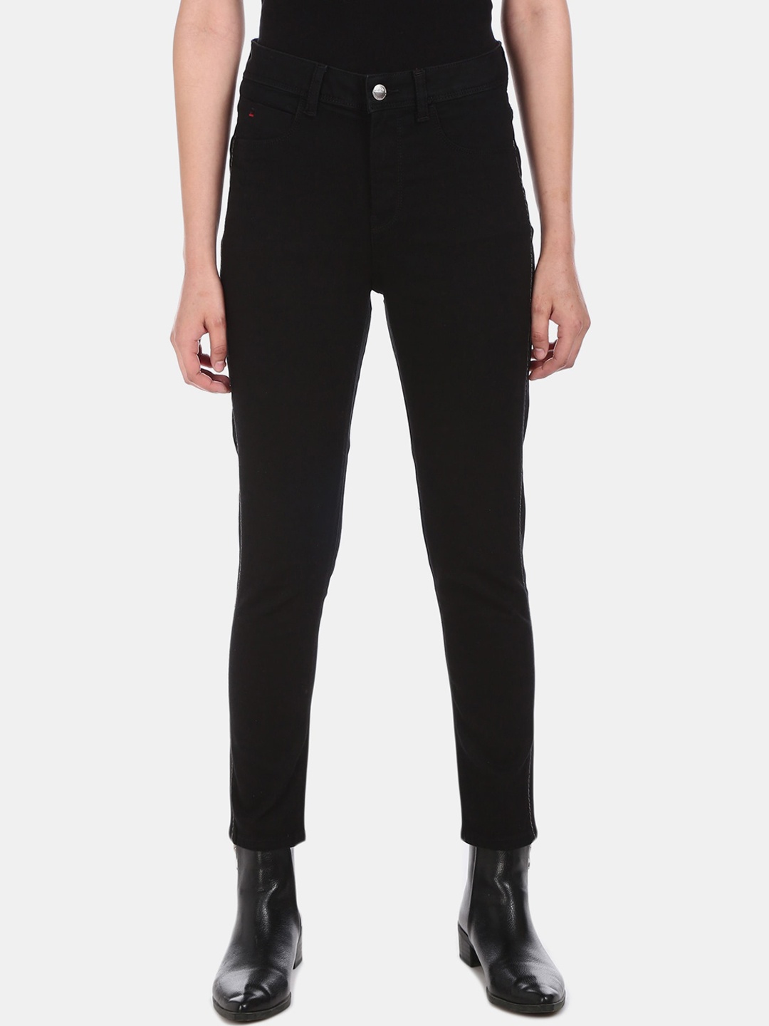 

U.S. Polo Assn. Women Black Solid Jeggings