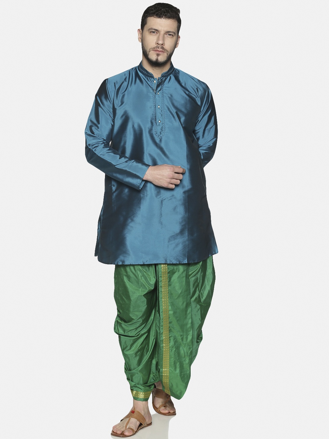 

TATTVA Men Blue Solid Kurta with Dhoti Pants