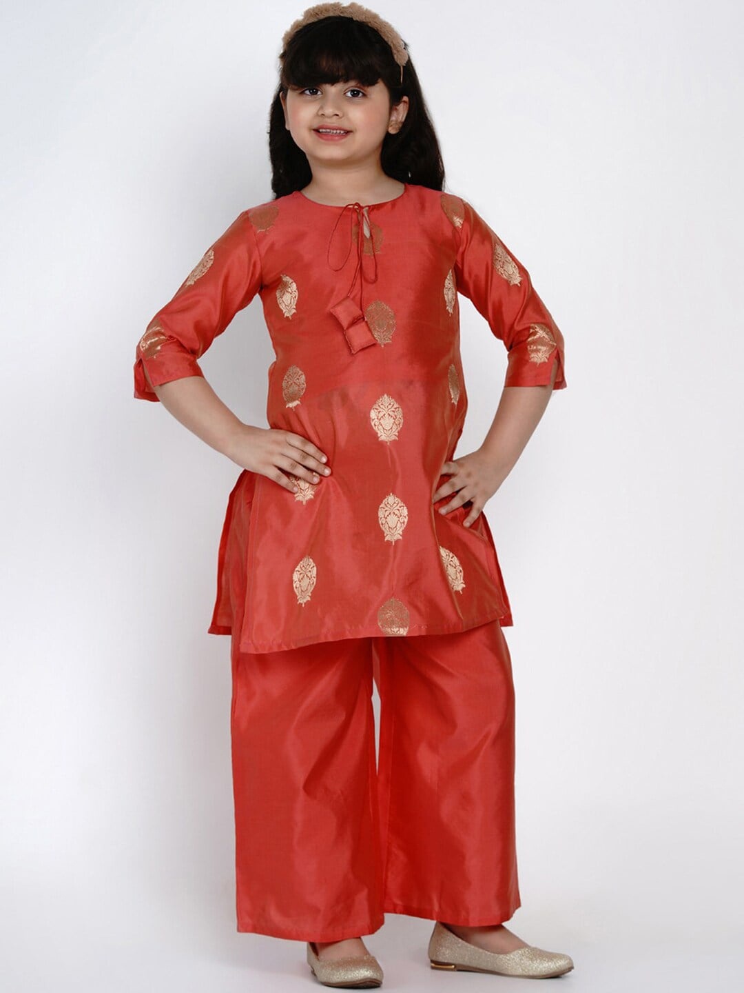 

Bitiya by Bhama Girls Peach-Coloured Printed Kurta with Pyjamas
