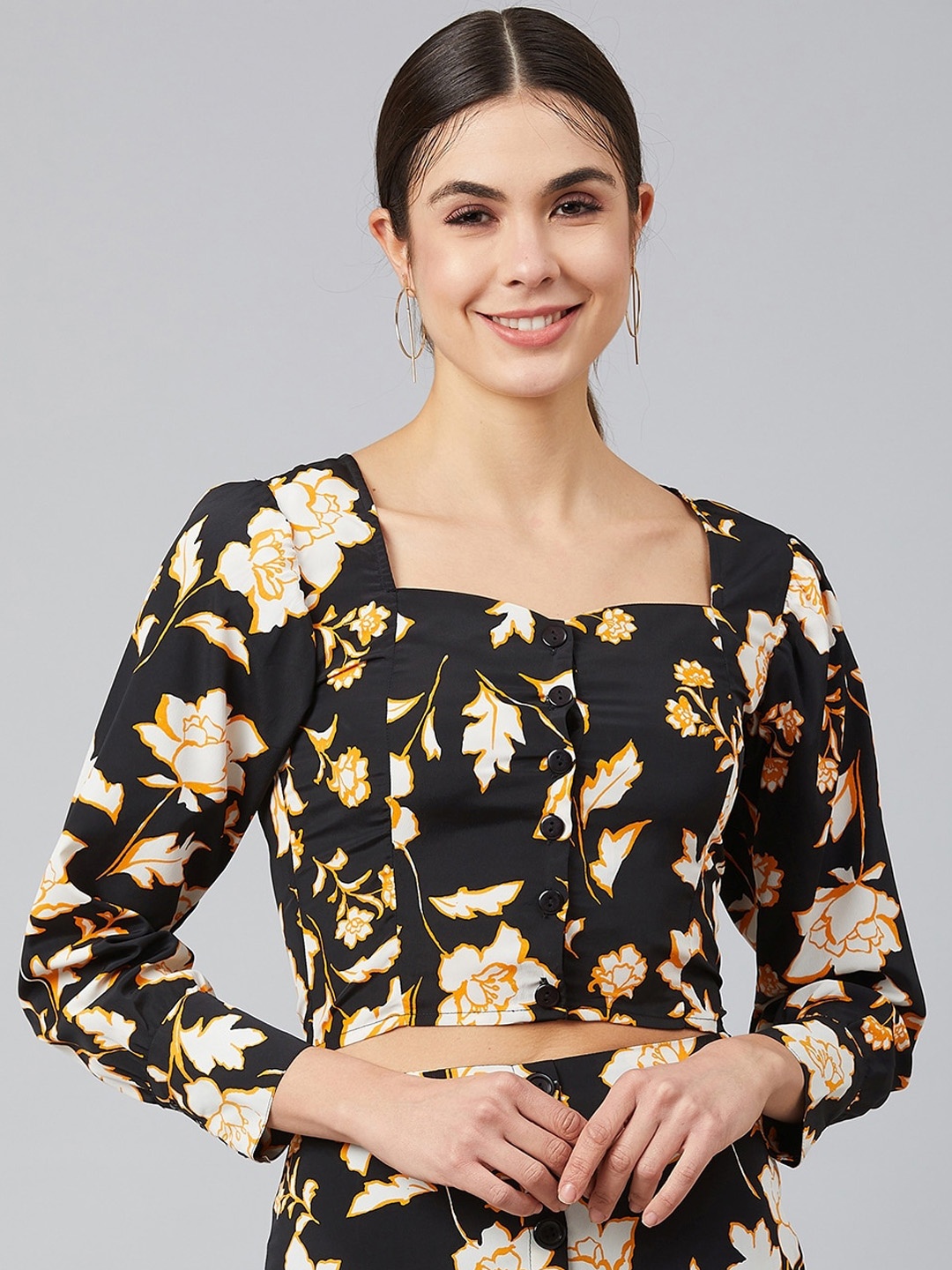 

Carlton London Black Floral Printed Georgette Blouson Top