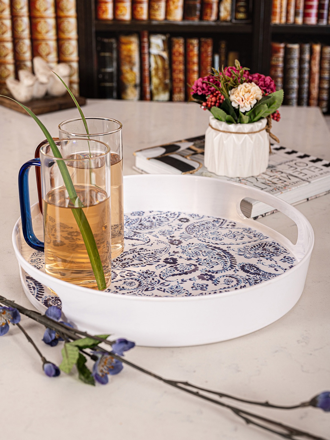 GOODHOMES White & Blue Printed Melamine Round Serving Tray