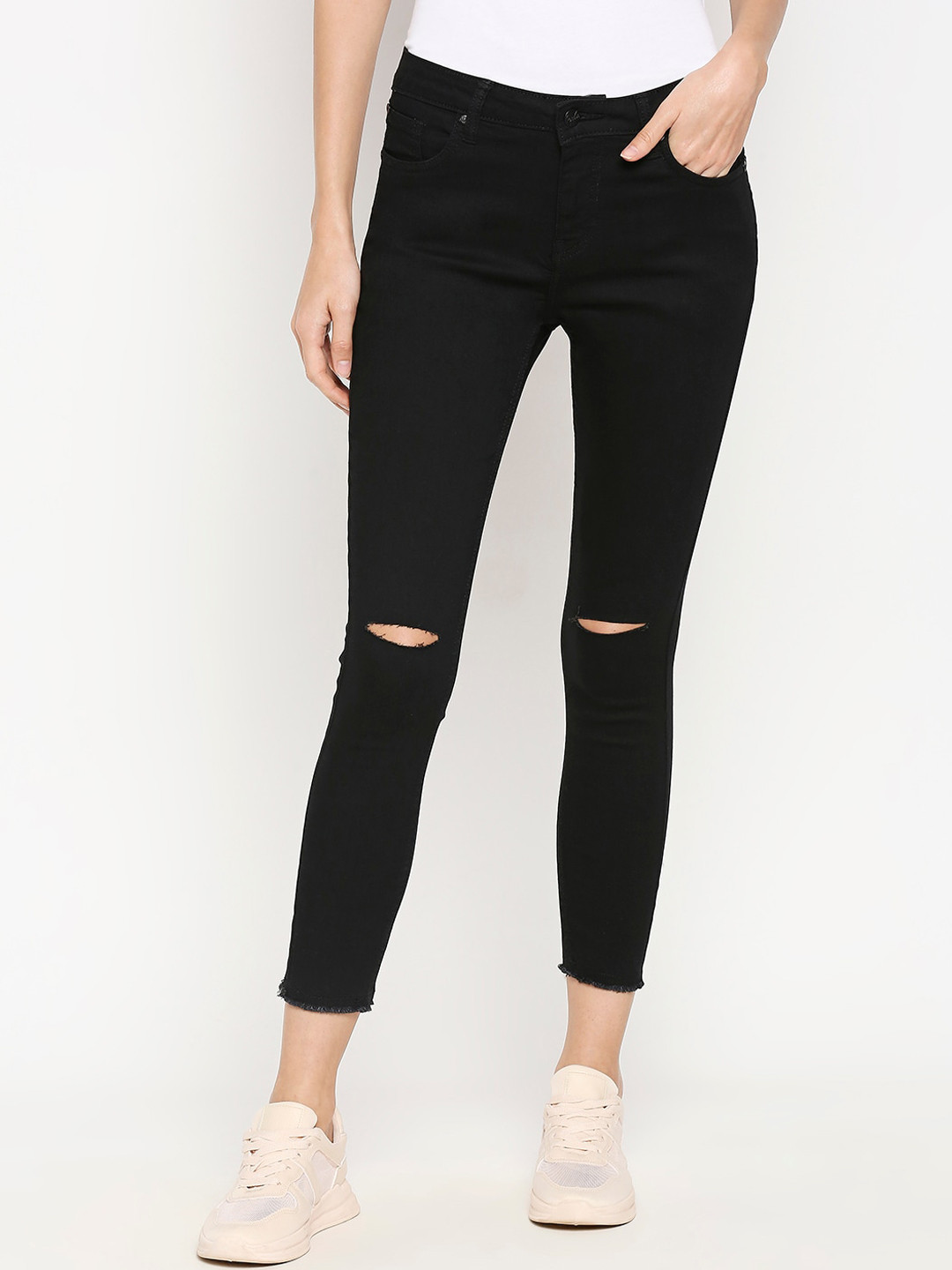 

People Women Black Skinny Fit Jeans