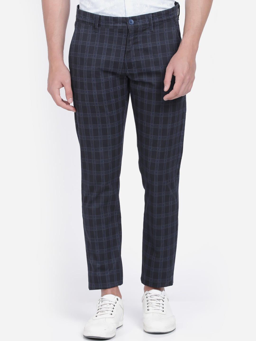 

Crocodile Men Black Slim Fit Checked Regular Trousers
